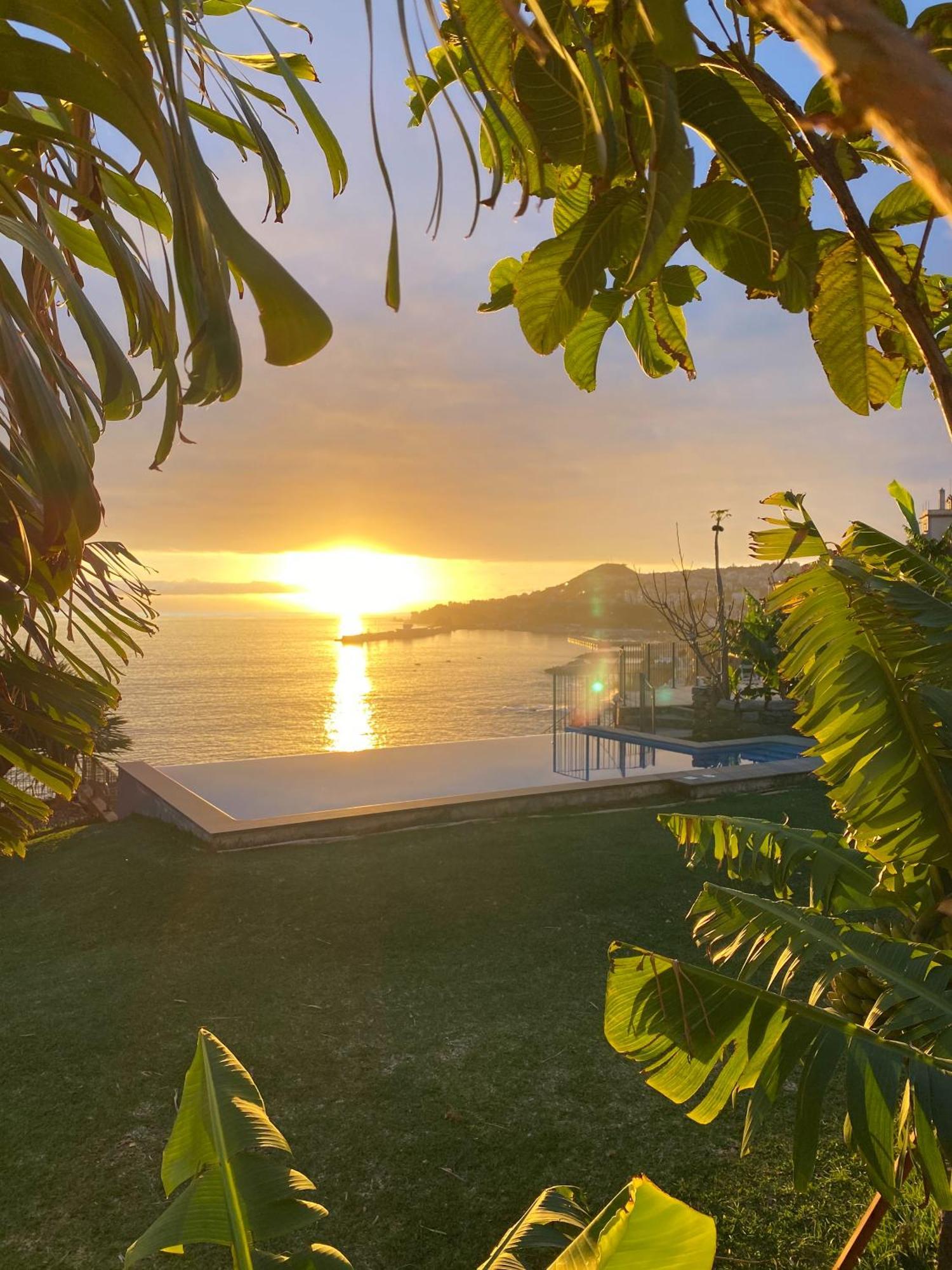 Irlandas Villa Funchal Seaside Villas 外观 照片